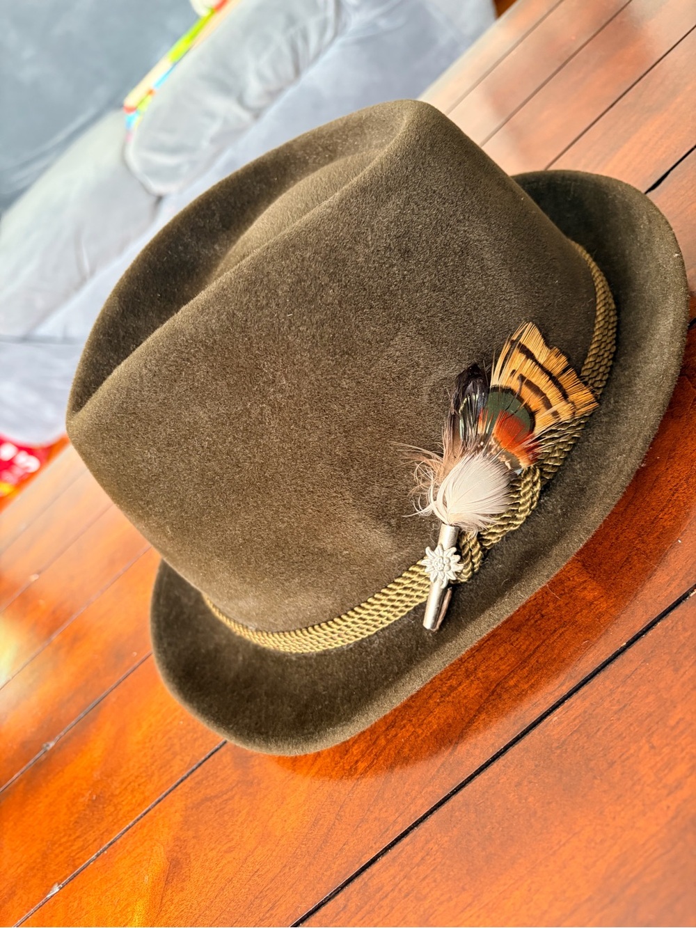 Sporto Green Wool Fedora with Braided Band and Feather Pin